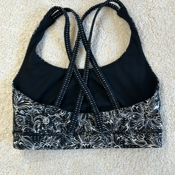 Lululemon Bra Top-EUC!! - Picture 2 of 9